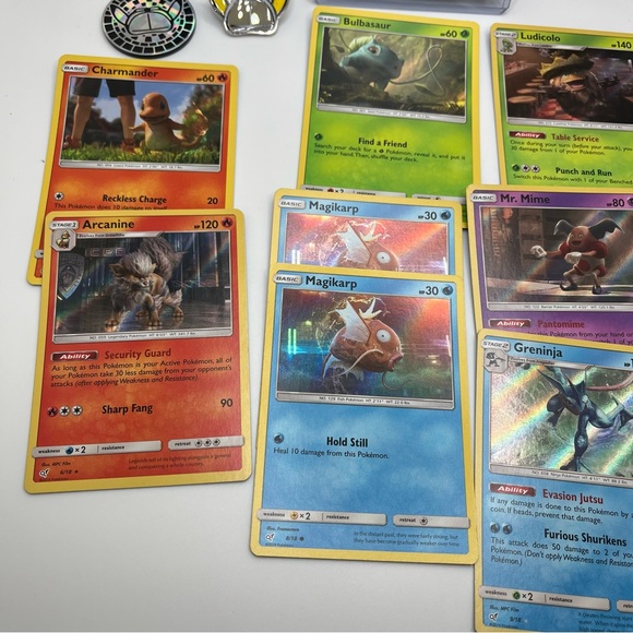 Detective Pikachu Collectors Lunchbox With Cards, Notepad, Stickers, and Pin - Picture 4 of 11